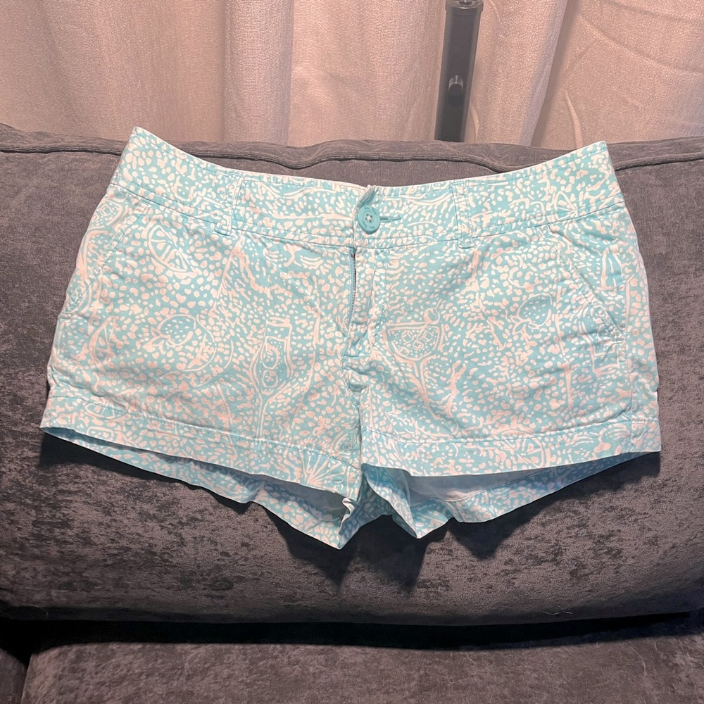 Lily Pulitzer shorts size 6. Great Condition